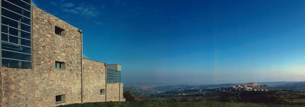 Ca' Del Lupo Hotel Montelupo Albese Buitenkant foto